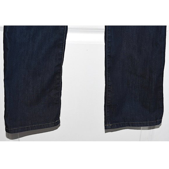 Joe’s Jeans Mid-Rise Slim Fit Mini Boot in Jeanette - Picture 3 of 10